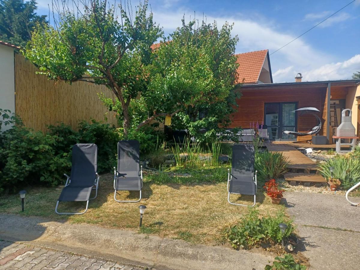 Eva Apartmanhaz Erlau Exterior foto